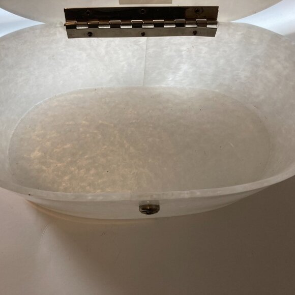 Vintage Lucite box purse - Picture 7 of 8